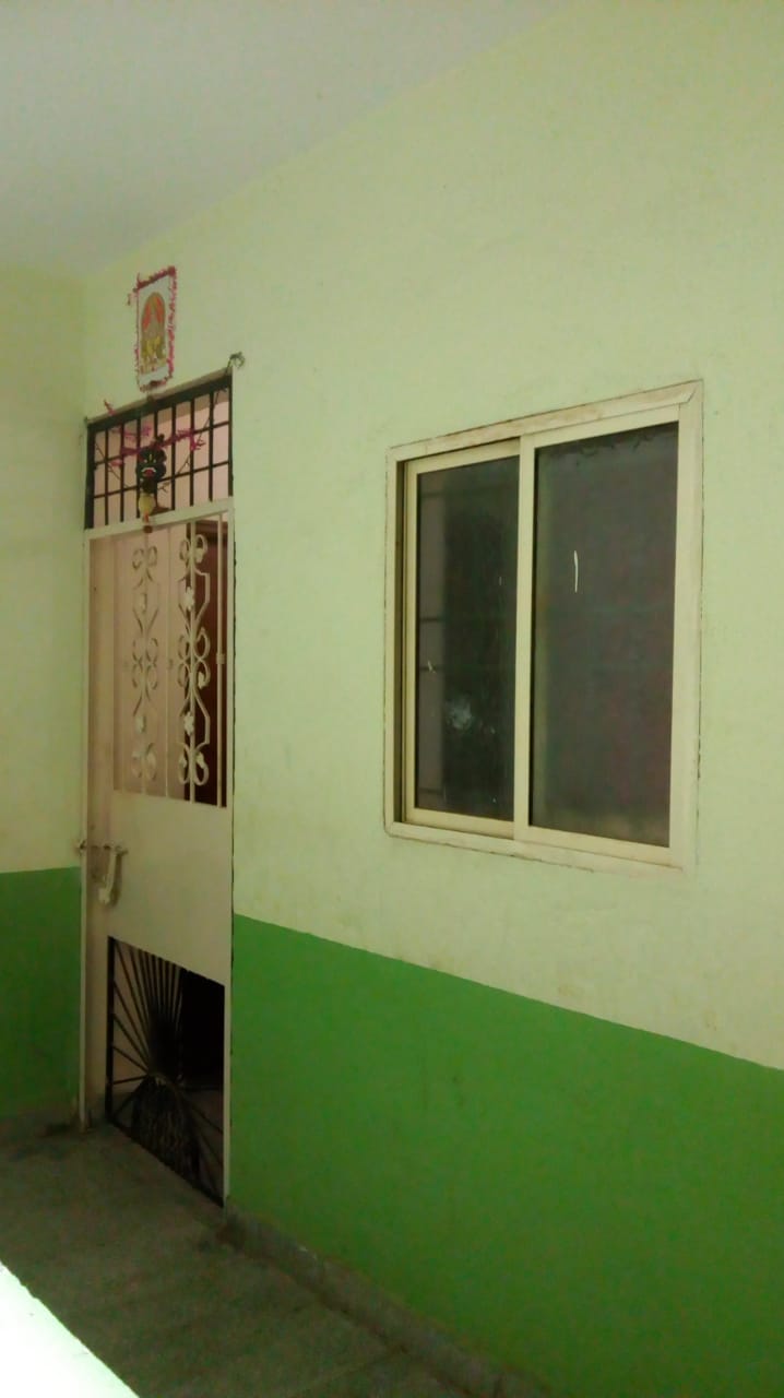 2BHK Fully Furnished Flat - Image 5